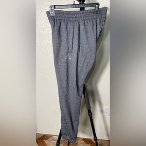 Men’ Adidas fleece jogger pant Small